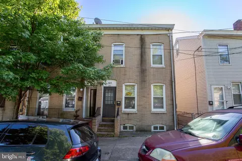 585 Second, Trenton, NJ 08611