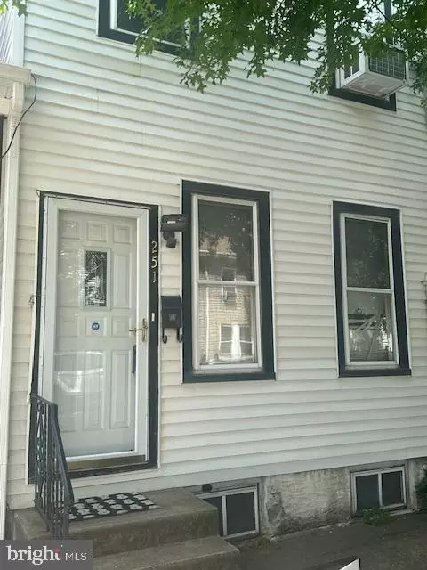 251 Ashmore Ave, Trenton, NJ 08611
