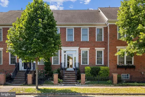 42 North St, Robbinsville, NJ 08691