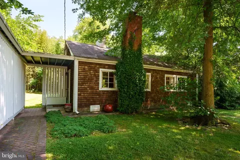 64 Valley Rd, Princeton, NJ 08540