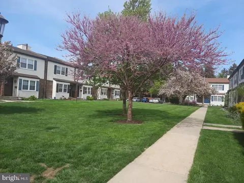 12 Shirley Ln # -J, Lawrenceville, NJ 08648
