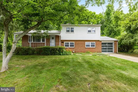 10 Stonicker, Lawrence, NJ 08648
