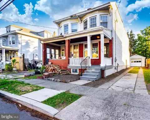 1724 S Clinton Ave, Trenton, NJ 08610