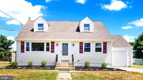 388 Ewingville Rd, Ewing, NJ 08638