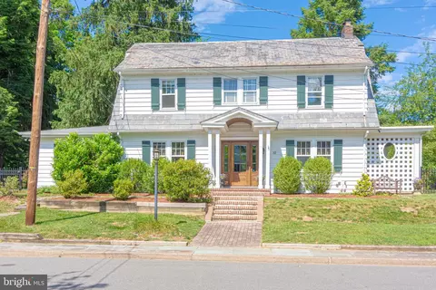 32 Riverview, Ewing, NJ 08628