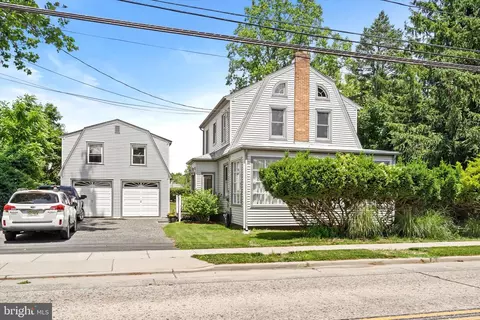 2320 Stuyvesant Ave, Ewing, NJ 08618
