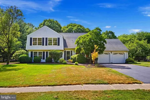 1 Rider Pl, Princeton Junction, NJ 08550