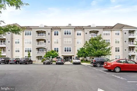 223 Masterson Ct, Ewing, NJ 08618