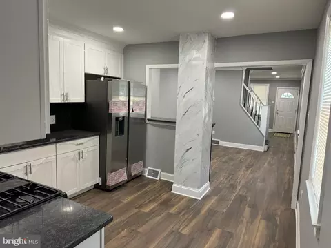 982 Klockner Rd, Hamilton, NJ 08619
