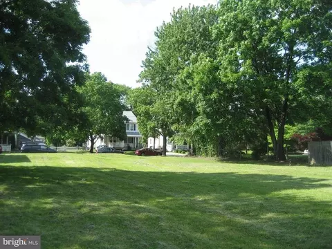 109 Richland Ave, Trenton, NJ 08629