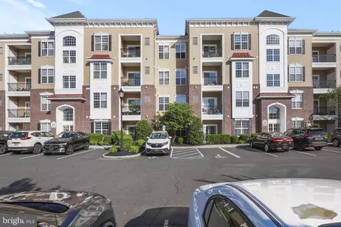 1434 Sierra Dr, Hamilton, NJ 08619