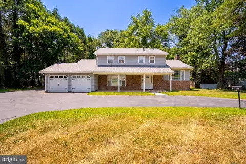 158 Hightstown Rd, Princeton Junction, NJ 08550