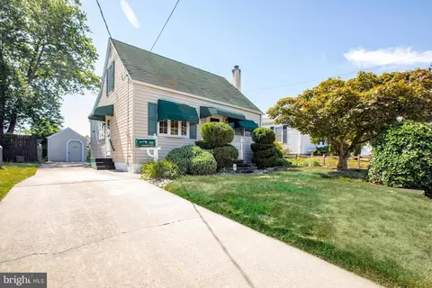 310 Thropp Ave, Hamilton, NJ 08610