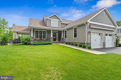 3 Hickory Way, Robbinsville, NJ 08691