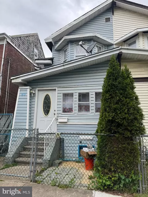 37 Christoph Ave, Trenton, NJ 08618