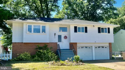 2041 Whatley Rd, Hamilton, NJ 08690