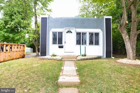 2 Conover Ave, Trenton, NJ 08638
