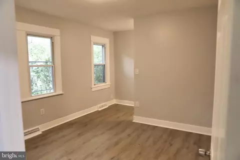 Entry Way - 2 Conover Ave, Trenton, NJ 08638 photo 4 of 13