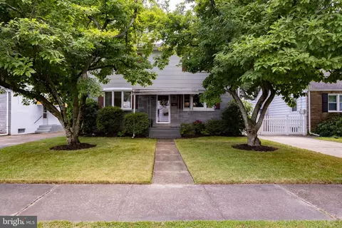 55 Leuckel Ave, Hamilton, NJ 08619