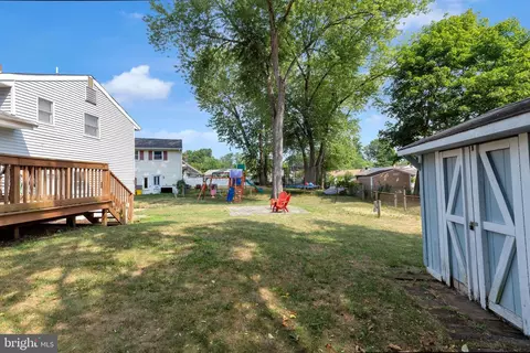 Exterior - 8 Phaeton Dr, Hamilton, NJ 08690 photo 5 of 9