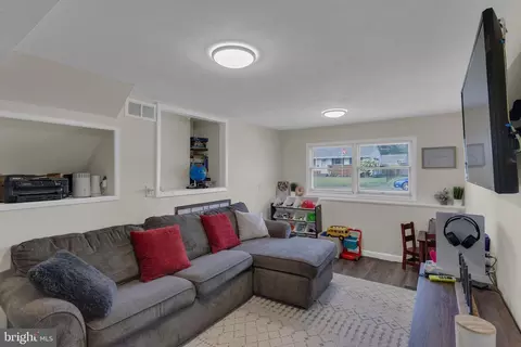 Other - 8 Phaeton Dr, Hamilton, NJ 08690 photo 7 of 11