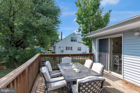 Exterior - 8 Phaeton Dr, Hamilton, NJ 08690 photo 4 of 9