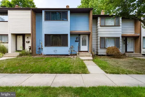 806 Twin Rivers Dr N, East Windsor, NJ 08520