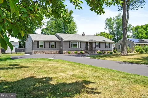 1180 Yardville Allentown Rd, Allentown, NJ 08501