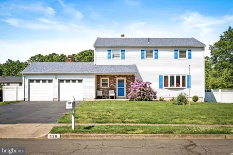 539 Flock Rd, Hamilton, NJ 08690
