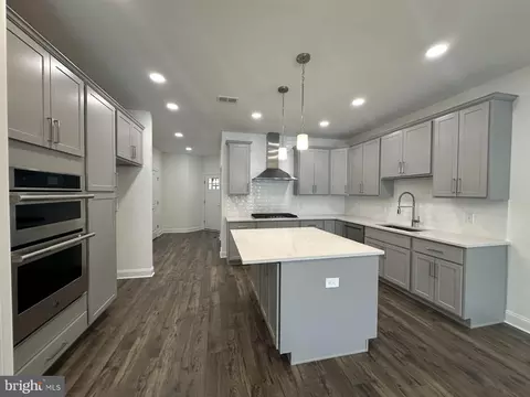 53 Sportsman Blvd, Hamilton, NJ 08690