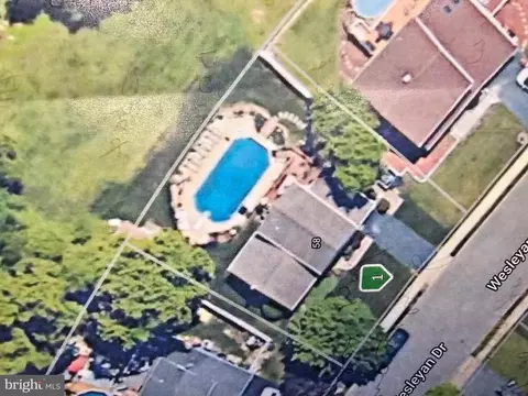 58 Wesleyan Dr, Hamilton, NJ 08690