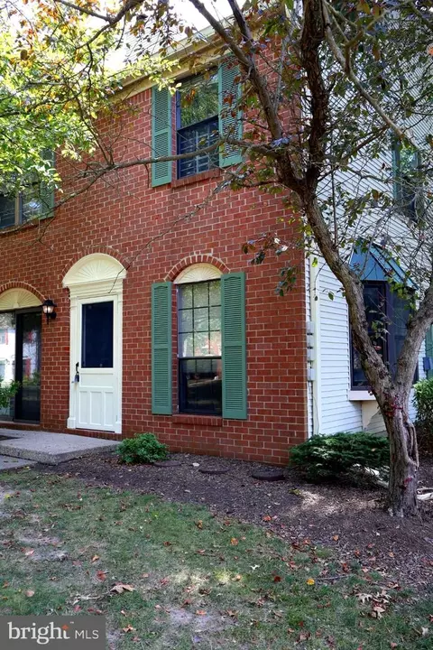 31 Drewes Ct, Lawrence, NJ 08648