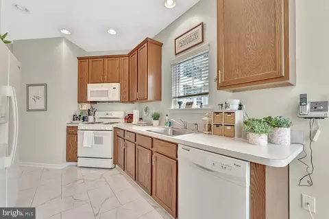 30 Fallview Ct, Hamilton, NJ 08690 photo 14