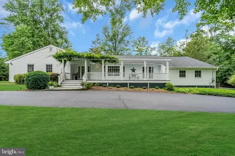 8 Nelson Ridge Rd, Princeton, NJ 08540