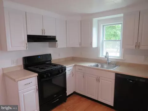 Kitchen - 129 Central Ave, Ewing, NJ 08628 photo 1 of 4