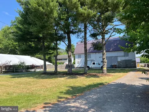 639 Windsor Perrineville, Hightstown, NJ 08520