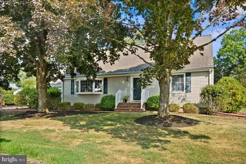 277 Penn Titusville Rd, Pennington, NJ 08534