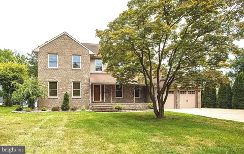 50 Hughes Dr, Hamilton, NJ 08690
