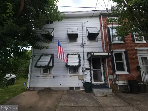 813 S Warren St, Trenton, NJ 08611