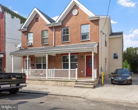 208 Passaic St, Trenton, NJ 08618