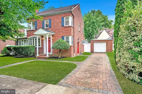 5 Morningside Dr, Trenton, NJ 08618