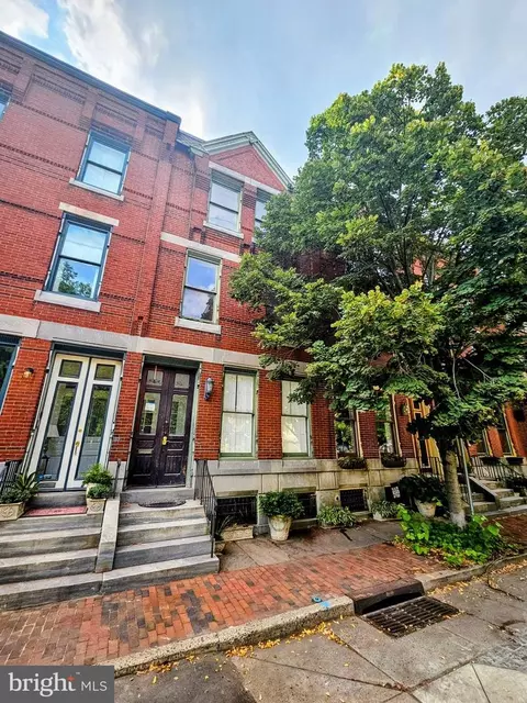 117 S Montgomery St, Trenton, NJ 08611