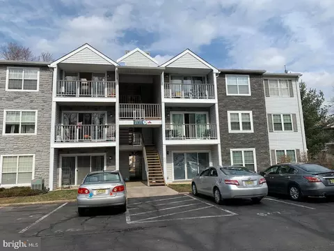 10 Juniper Way, Hamilton, NJ 08619