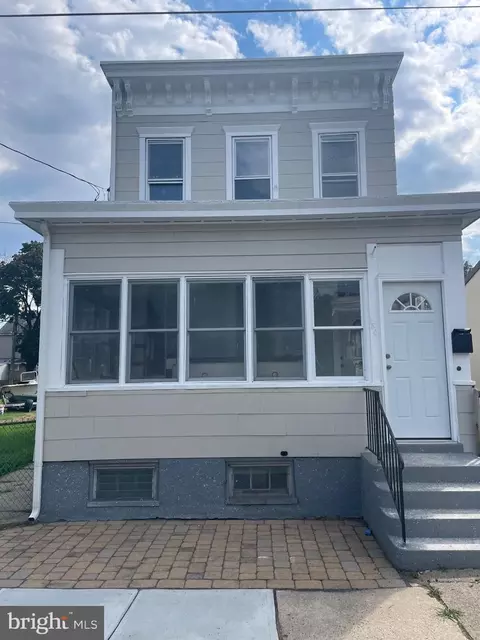 1507 Genesee St, Hamilton, NJ 08610