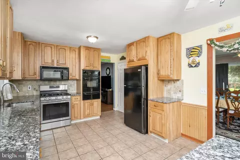 12 Running Brook Rd, Ewing, NJ 08638 photo 6