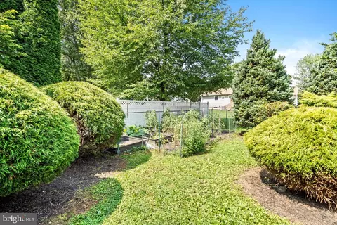 12 Running Brook Rd, Ewing, NJ 08638 photo 25