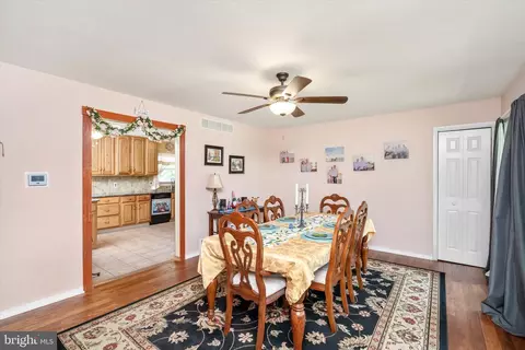 12 Running Brook Rd, Ewing, NJ 08638 photo 3