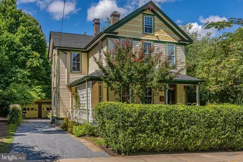 60 Pine St, Princeton, NJ 08542