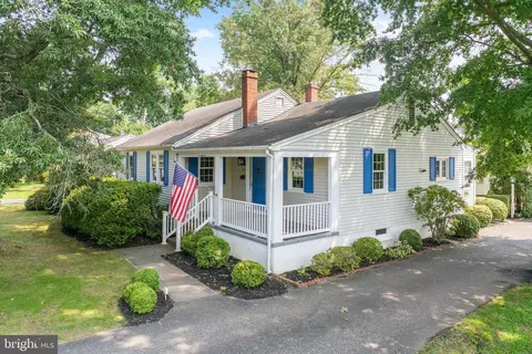 101 Maxwell Ave, Hightstown, NJ 08520
