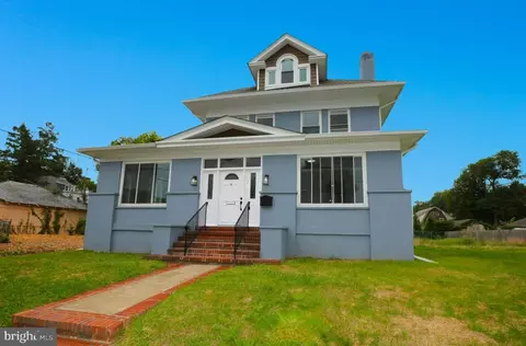20 S Dean Ave, Trenton, NJ 08618
